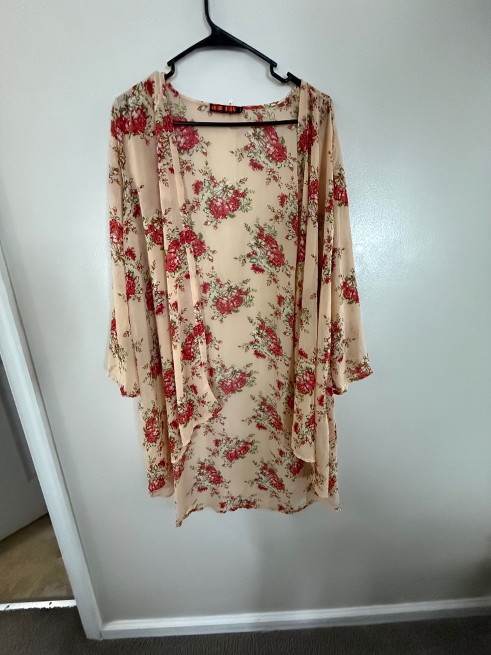 Small women’s Love Free long sleeve shaw coverup tan with roses